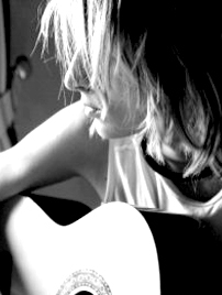 Mae-Kurtz-2013-Entrevista-Mid2